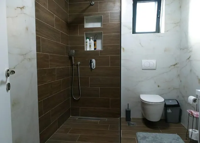 别墅 - Seasons In 斯科普里